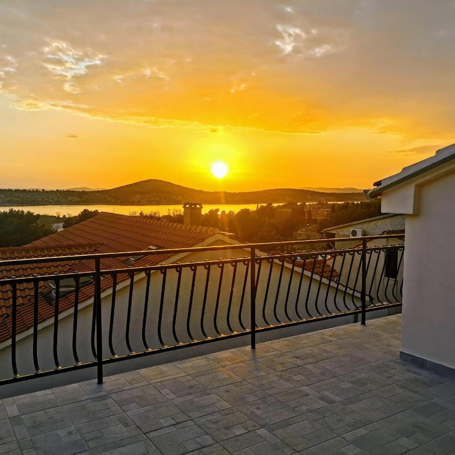 Apartmani Krnic Šibenik Exteriör bild