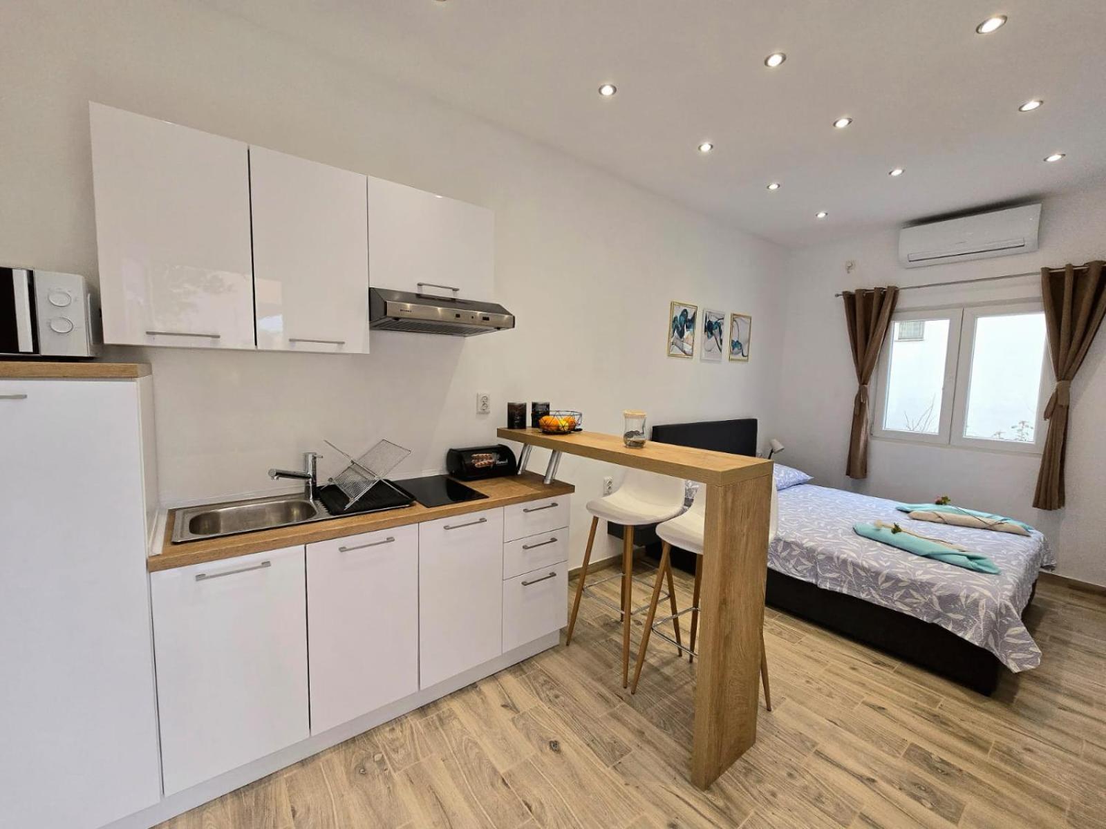 Apartmani Krnic Šibenik Exteriör bild