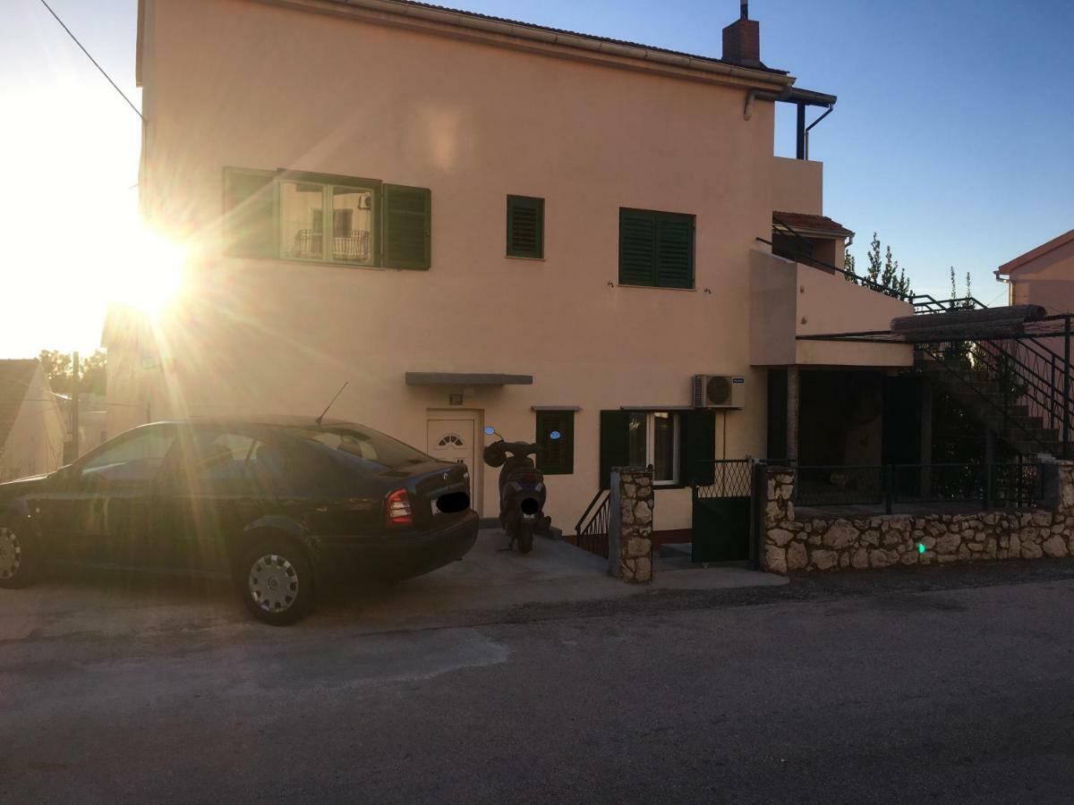 Apartmani Krnic Šibenik Exteriör bild